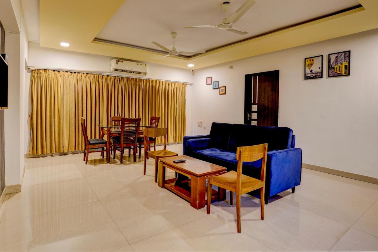 Rio Corporate House Hotell Mumbai Exteriör bild
