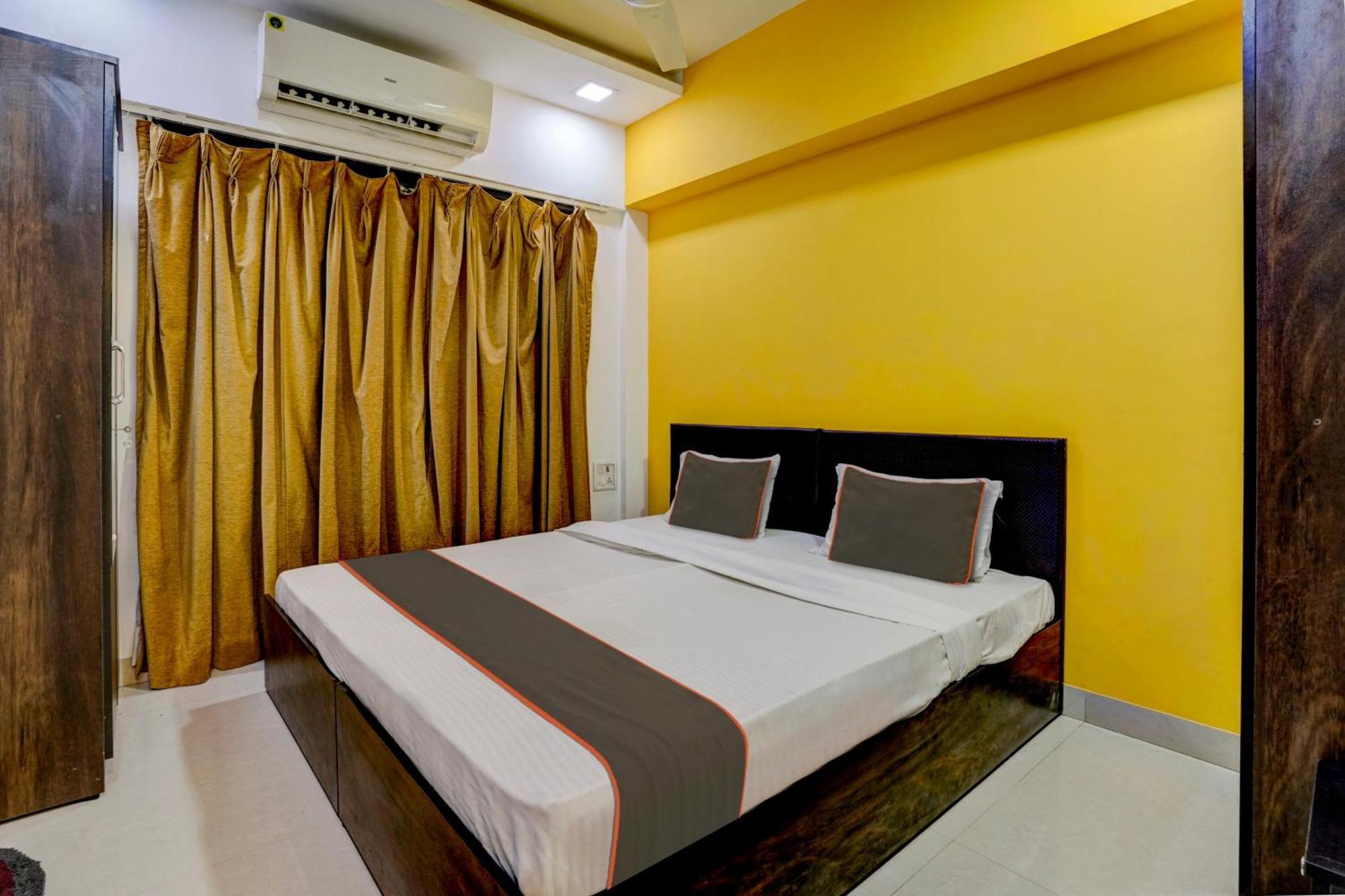 Rio Corporate House Hotell Mumbai Exteriör bild
