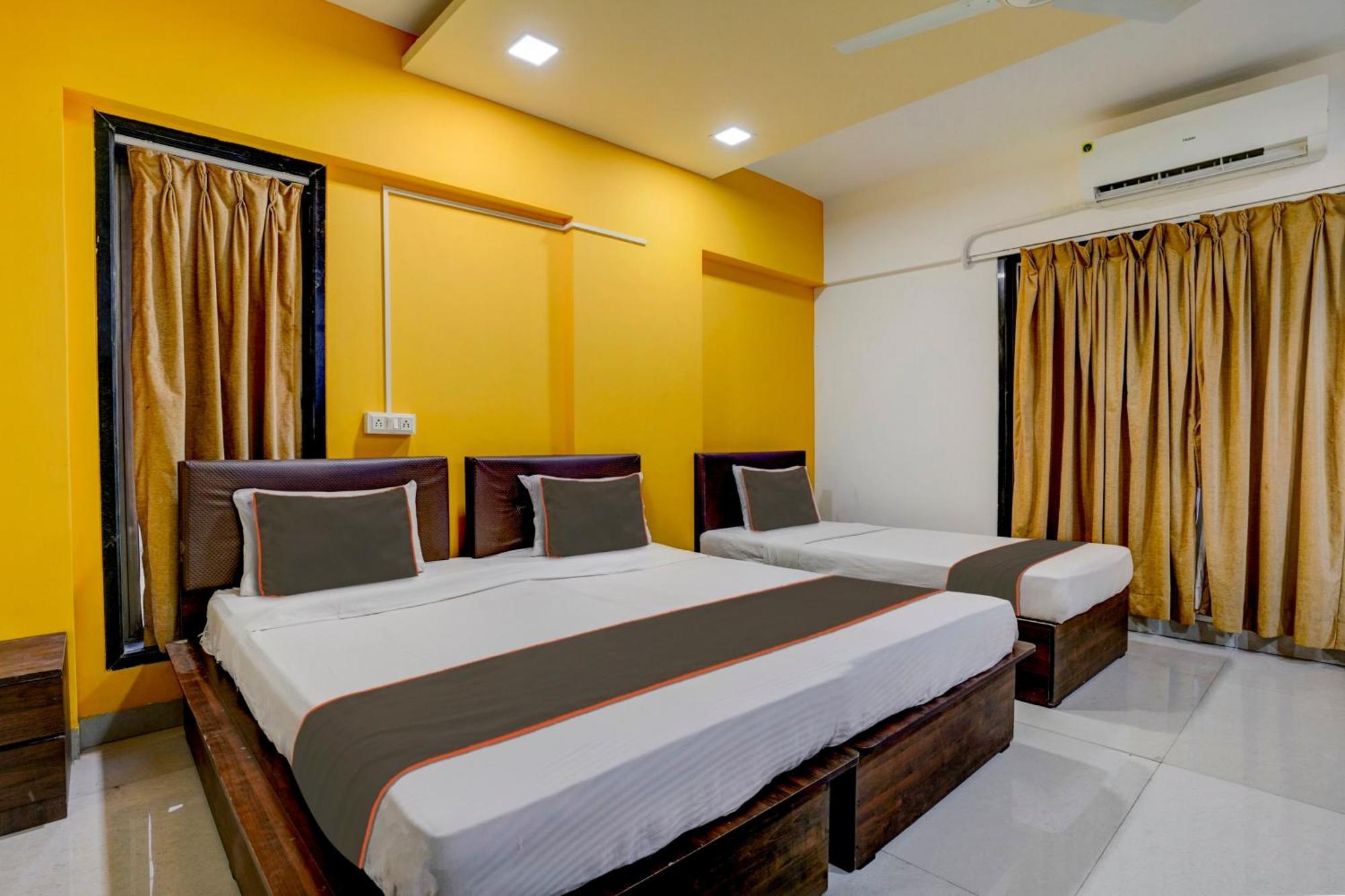 Rio Corporate House Hotell Mumbai Exteriör bild